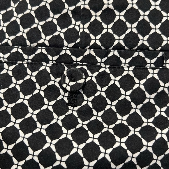 Talbots Black and White Patterned Women Shorts - Picture 6 of 8